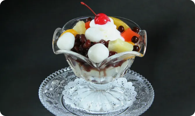 クリームあんみつ 600円